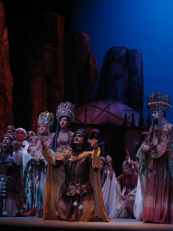 buyuk-bir-devlet-adami-tarafindan-yaratilan-tek-opera-ozsoy-operasi-5