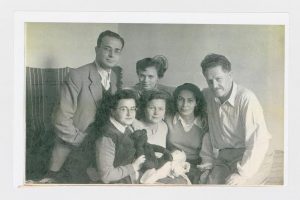 b2cae316-0ca7-4ca1-81fe-ac3b0b1bea5b